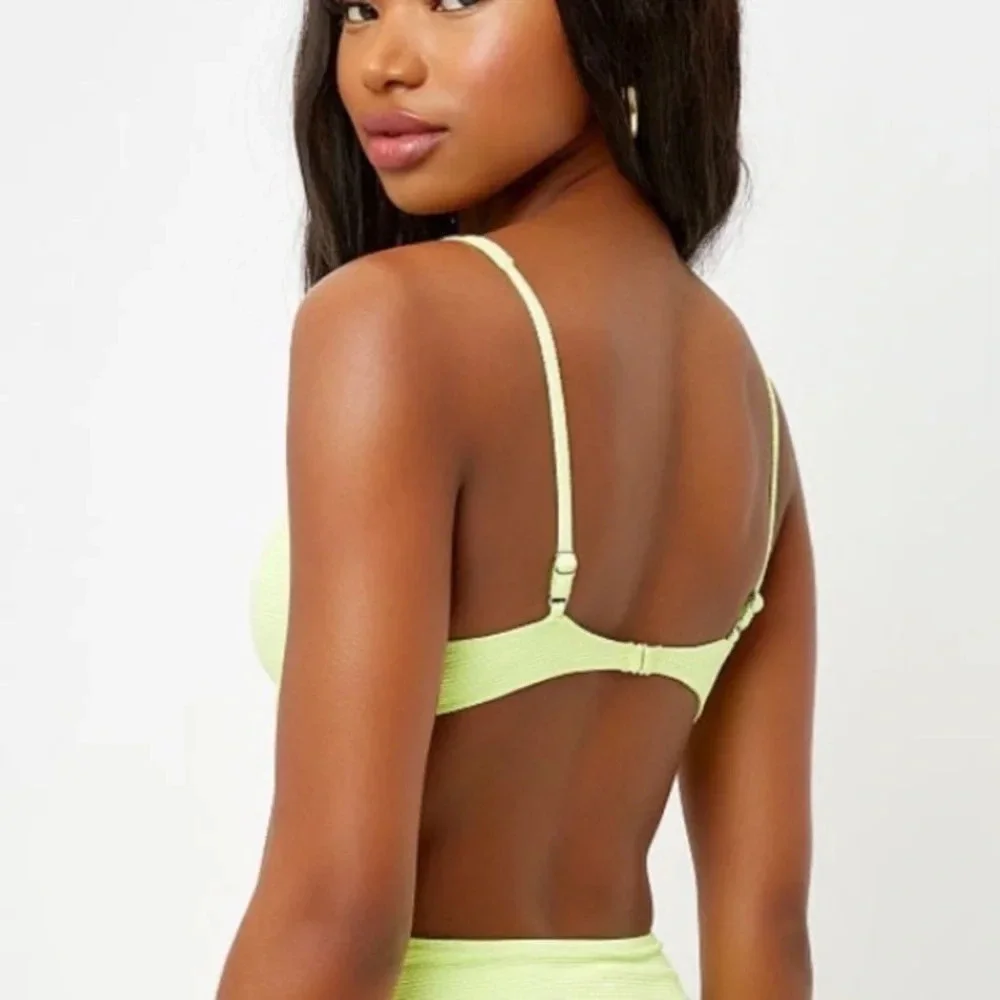 NWOT Frankie’s bikinis Sundance neon underwire bikini top 19372
